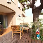 Beau 3 Pieces Climatise, Piscine Privee, Parking Au Grau-du-roi - Fr-1-307-215 Apartment *